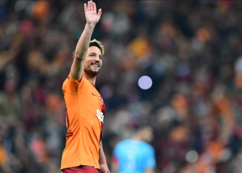 Mertens Napoli yolcusu