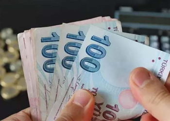 Emekli bayram ikramiyesinde 1000 TL’lik fark ödemesi başlıyor