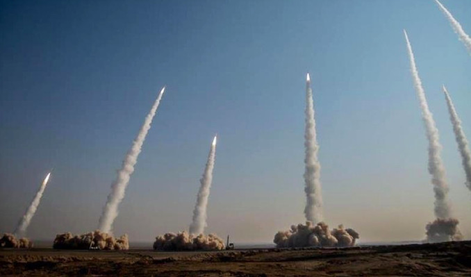 İsrail’den İsfahan’daki nükleer enerji santraline saldırı