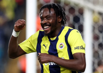 Osayi-Samuel için dev kapışma: Beşiktaş resmen devrede