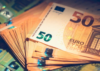 Euro yükseliyor, Avrupa’da kârlar eriyor