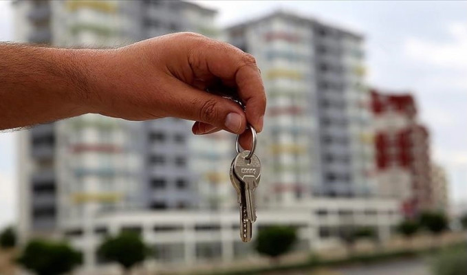 Konutta fiyatlar azaldı, satışlar arttı