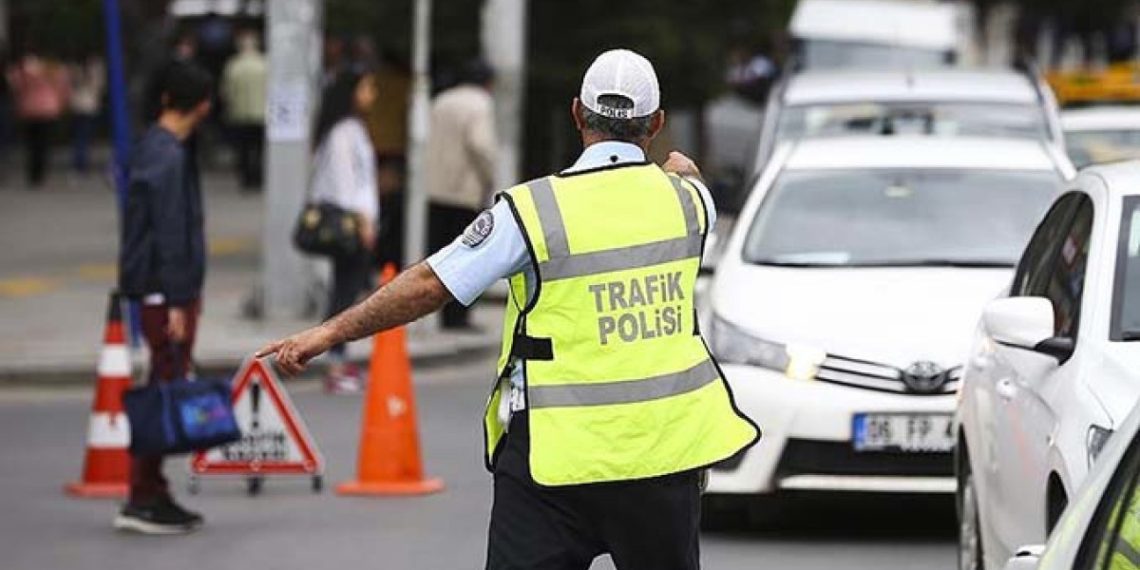 İstanbul Valiliği açıkladı! 30 Ağustos’ta hangi yollar kapanacak?