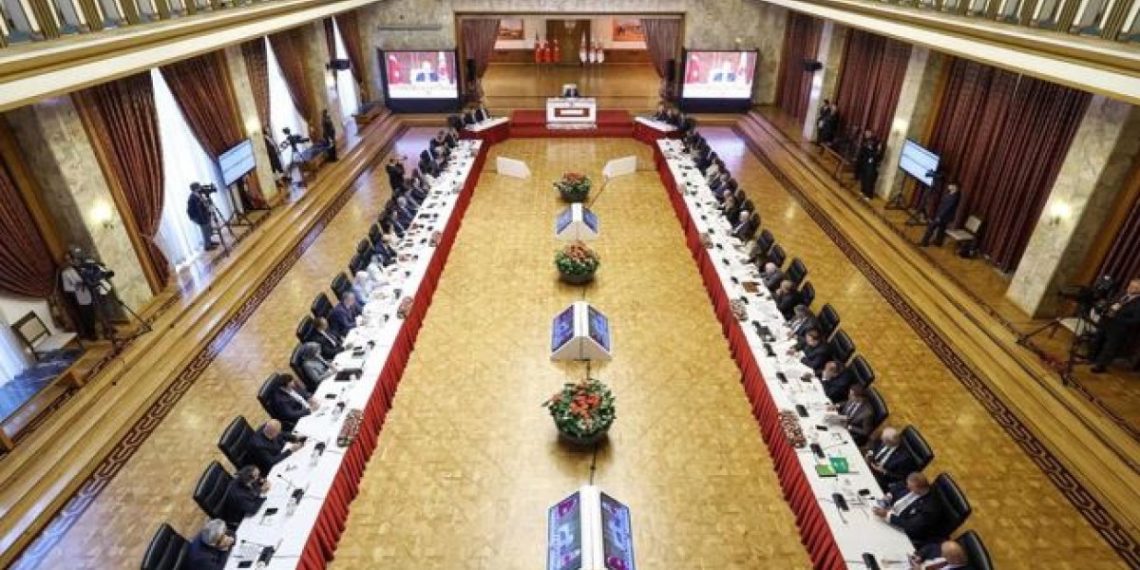 Komisyon bu kez ‘gizli’ toplandı