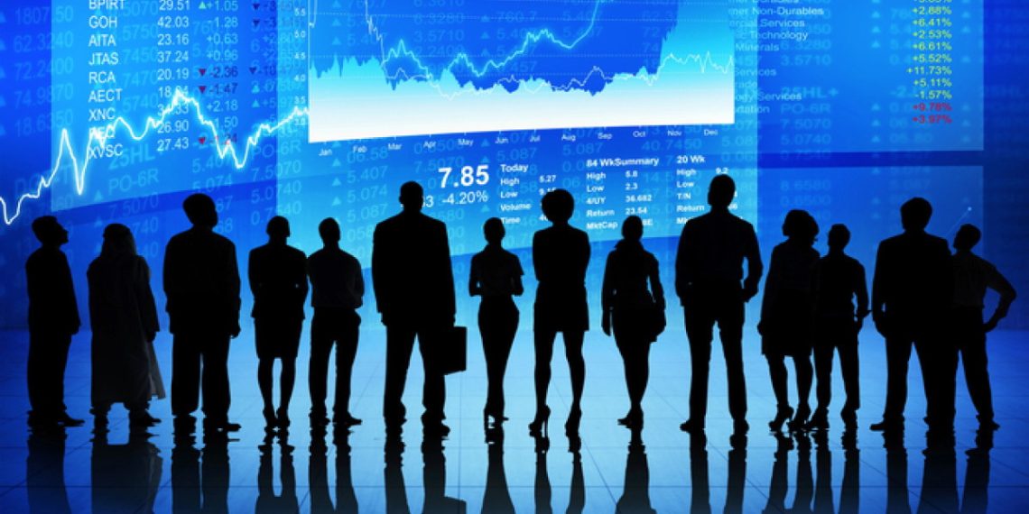 Kurumlar değerlemelere, bireysel yatırımcılar ise kazançlara bakıyor