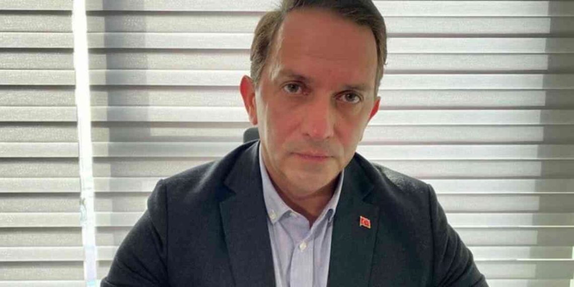 Mücahit Birinci AK Parti üyeliğinden istifa etti