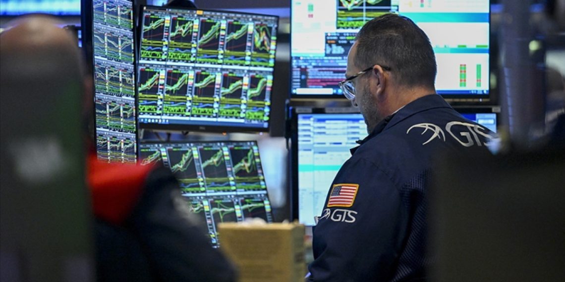 Ticaret gerilimi küresel endeksleri etkiliyor