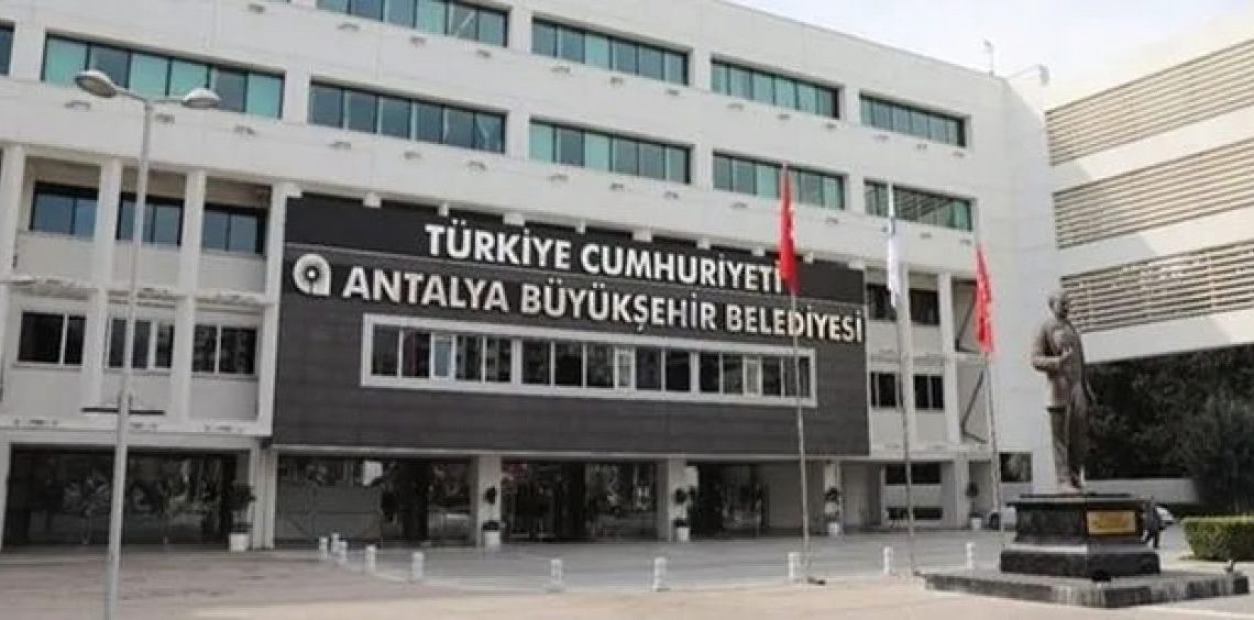 Antalya belediyesine yeni operasyon: Çok sayıda gözaltı!