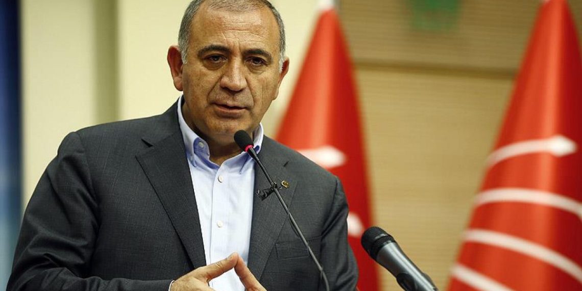 Kayyım Gürsel Tekin’in binaya girmesine izin verdiği 30 kişinin isimleri belli oldu