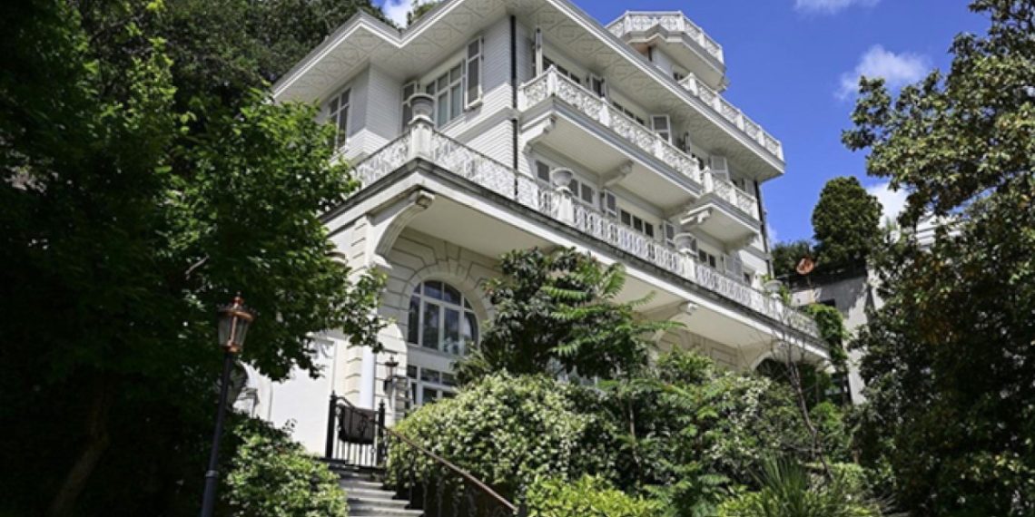 Koza Altın, Beyaz Köşk’ü 810 milyon TL’ye 4. kez satışa çıkardı