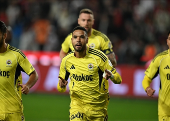 Fenerbahçe, Gaziantep FK’yi 4 golle yendi