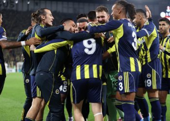 Fenerbahçe UEFA Avrupa Ligi’nde ilk galibiyetini aldı