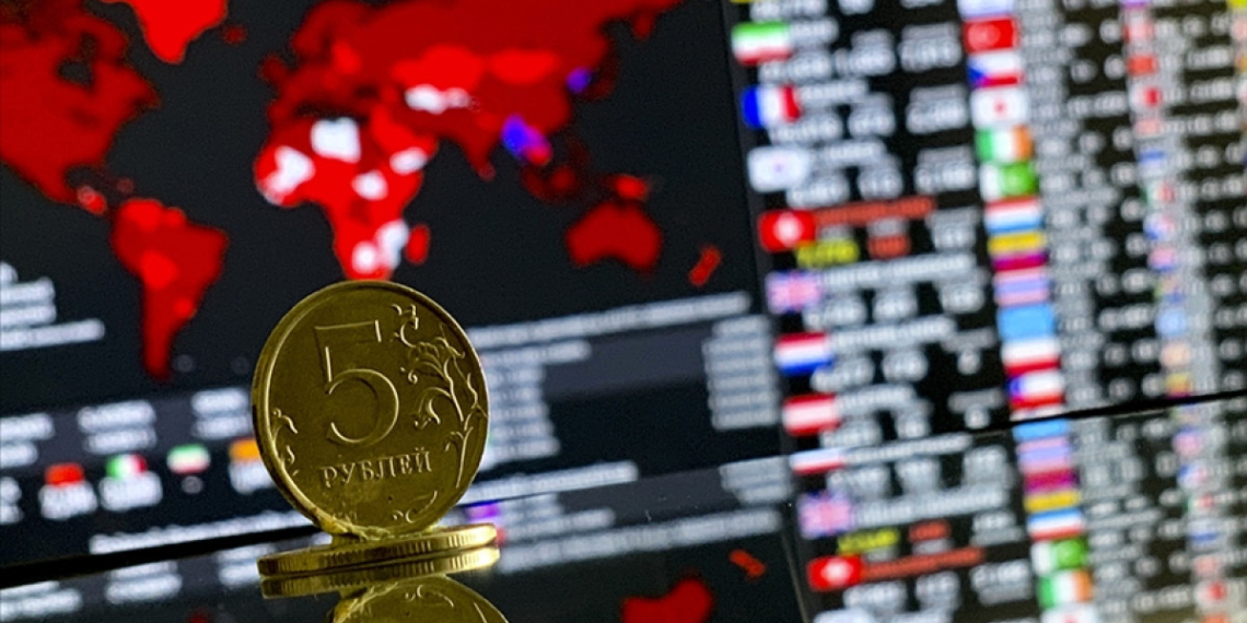 Moskova Borsası, yaptırımlar sonrası çakıldı