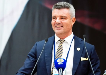 Sadettin Saran: Fenerbahçe güvenli ellerde