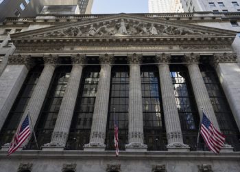 ABD borsaları Fed tutanakları öncesinde yükselişle açıldı