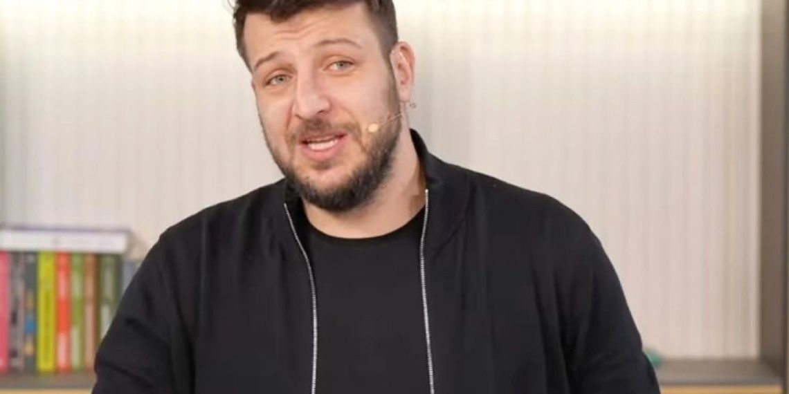 Batuhan Karadeniz’e yasa dışı bahisten kırmızı bülten çıkarıldı