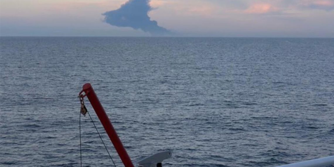 Karadeniz’de 25 mürettebatı olan tankerde patlama!