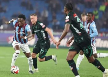 Trabzonspor, Konyaspor’u yenerek zirve yarışını sürdürdü