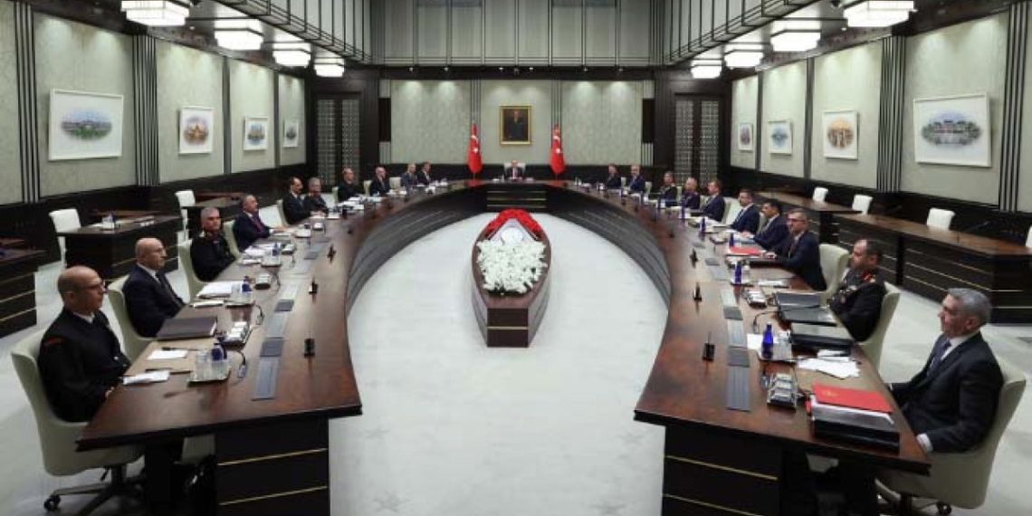 Yılın son MGK toplantısı Külliye’de başladı