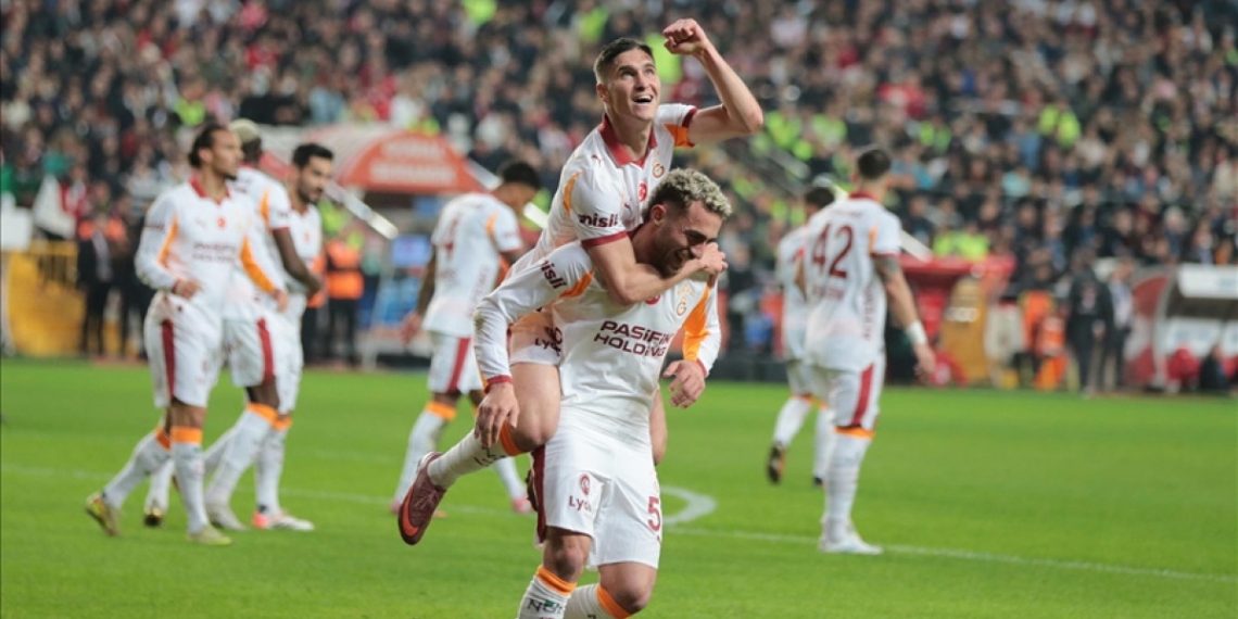 Galatasaray, Antalya deplasmanında farklı kazandı
