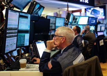 New York borsası, Fed tutanakları öncesi güne yatay başladı