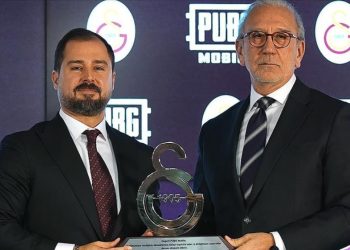 Galatasaray’da sponsorluk geliri hedefi 120 milyon euro