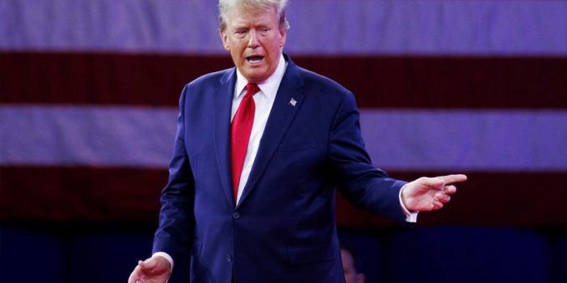 İngiltere’nin sert tepkisi Trump’a geri adım attırdı