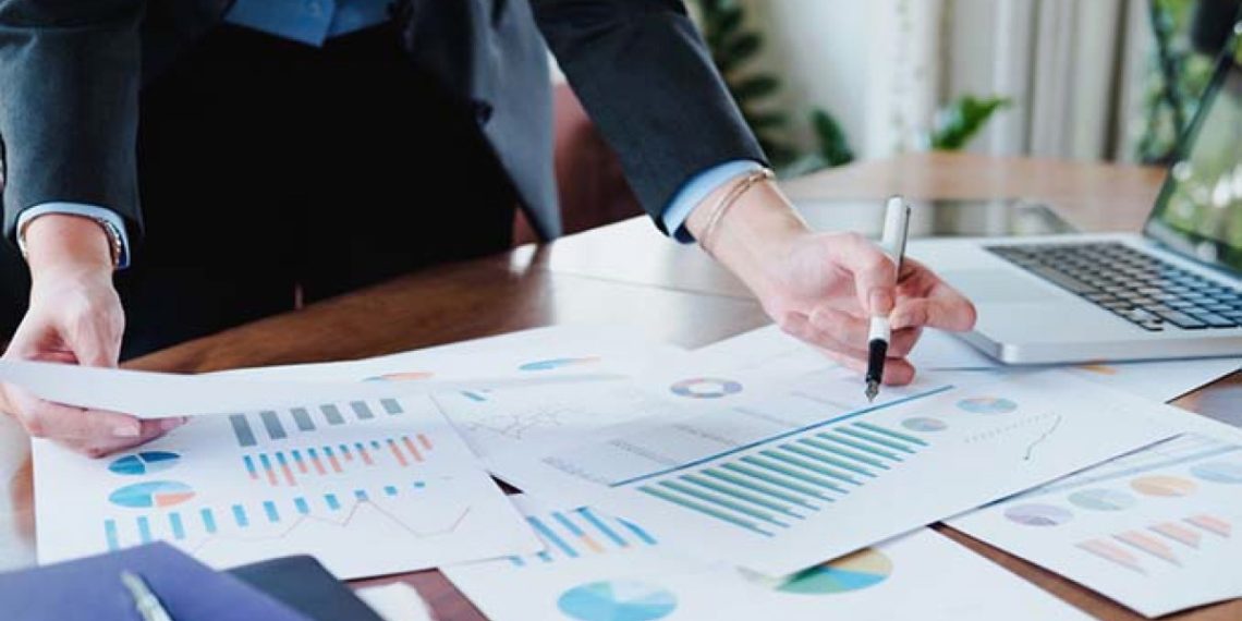 Tekstil sektöründe Birlik Mensucat yüzde 32 getiriyle zirvede, Akın Tekstil sert düştü