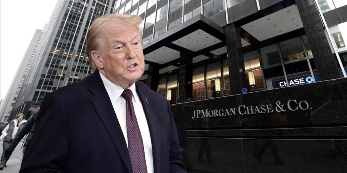 Trump: JPMorgan’a iki hafta içinde dava açacağım