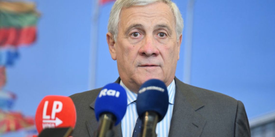 Vatandaşlarına çağrı yaptılar: İran’ı terk edin