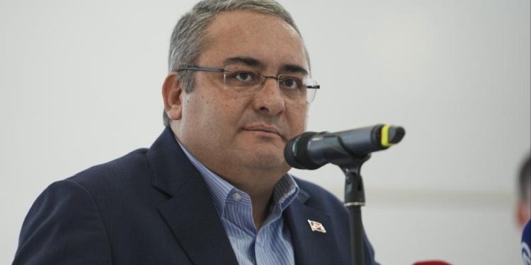 Keçiören Belediye Başkanı Mesut Özarslan CHP’den istifa etti