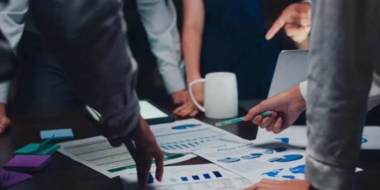 Ortağın hisseleri sert düştü, dev halka arz riske girdi