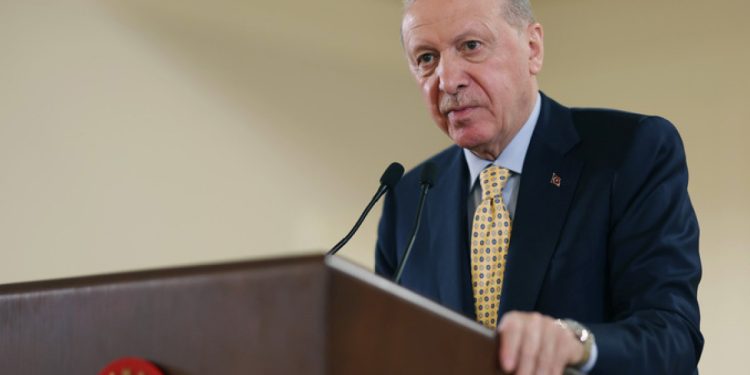 Erdoğan’dan İran’a mesaj: Hiç kimse komşuluk hukukunu zedelememeli