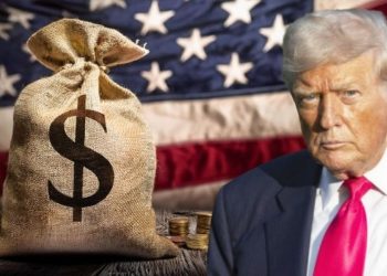 Trump: Petrol yükseldiğinde çok para kazanıyoruz