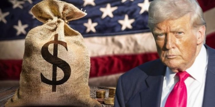 Trump: Petrol yükseldiğinde çok para kazanıyoruz