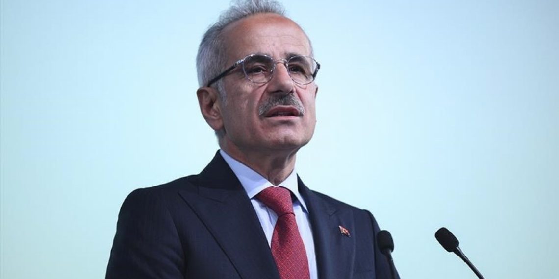Uraloğlu: Hürmüz’de 15 Türk gemisi bekliyor